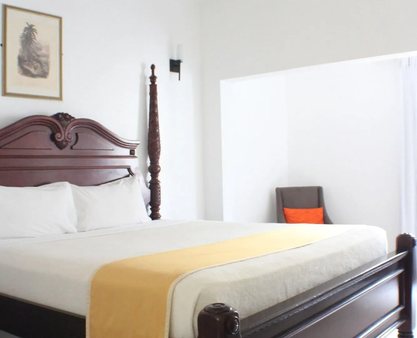 קינגסטון Altamont Court Hotel