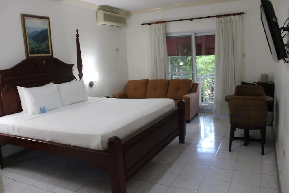 קינגסטון Altamont Court Hotel